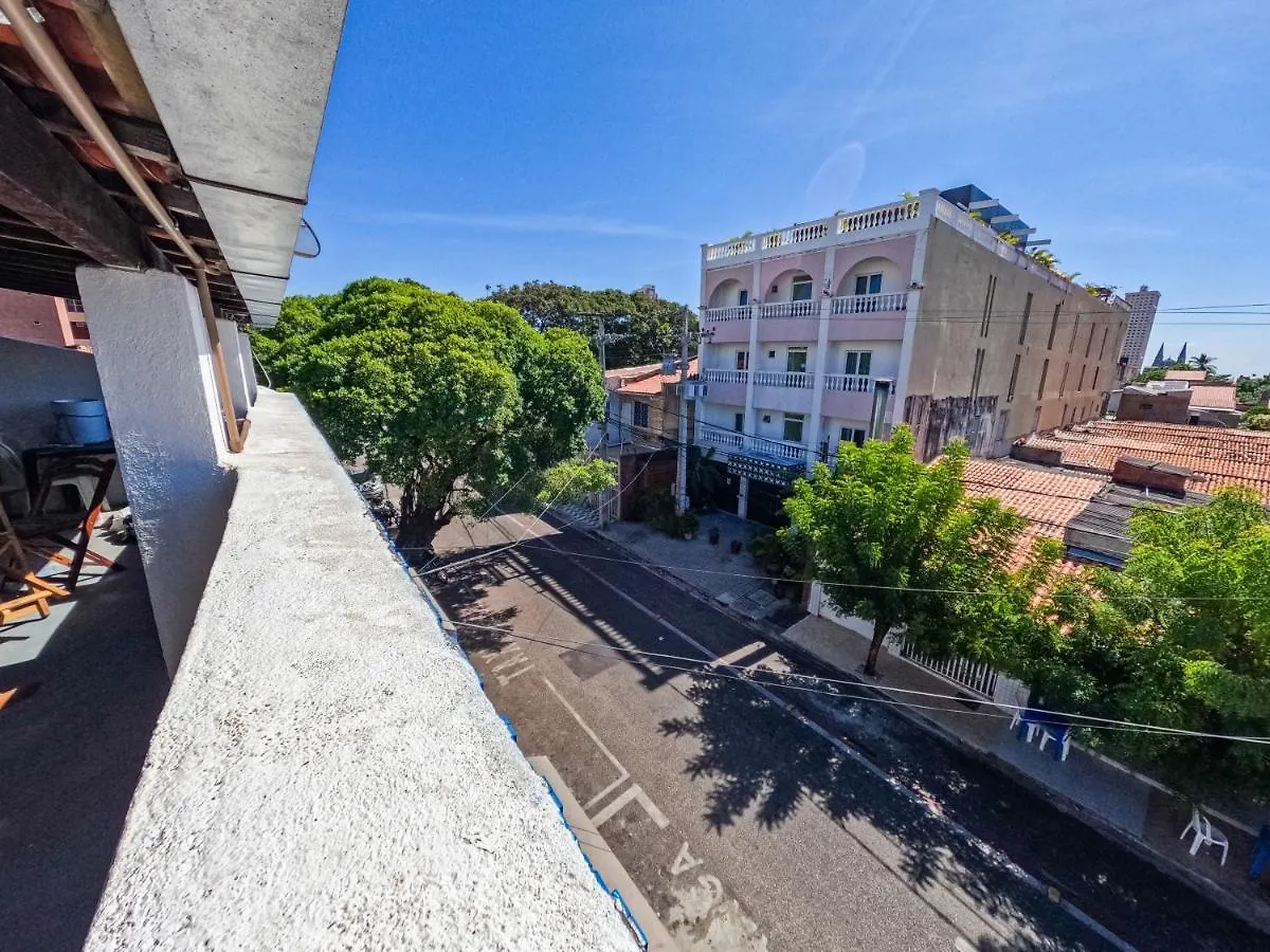 פורטאלזה Aloha Hostel Pinhoes
